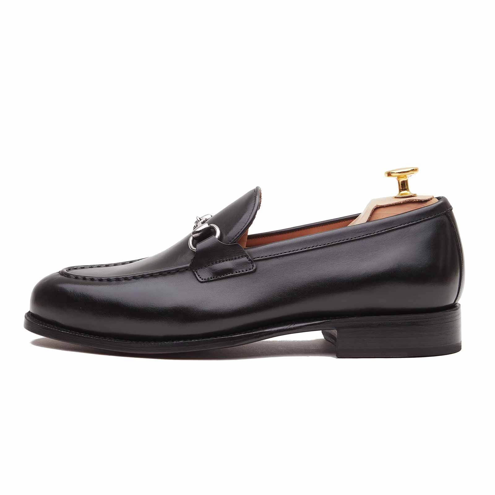 Like New, Angelo Black Horsebit Driving Shoe NWT $945 GUCCI Black Leather Horsebit Driving Loafers Shoes  main image 2