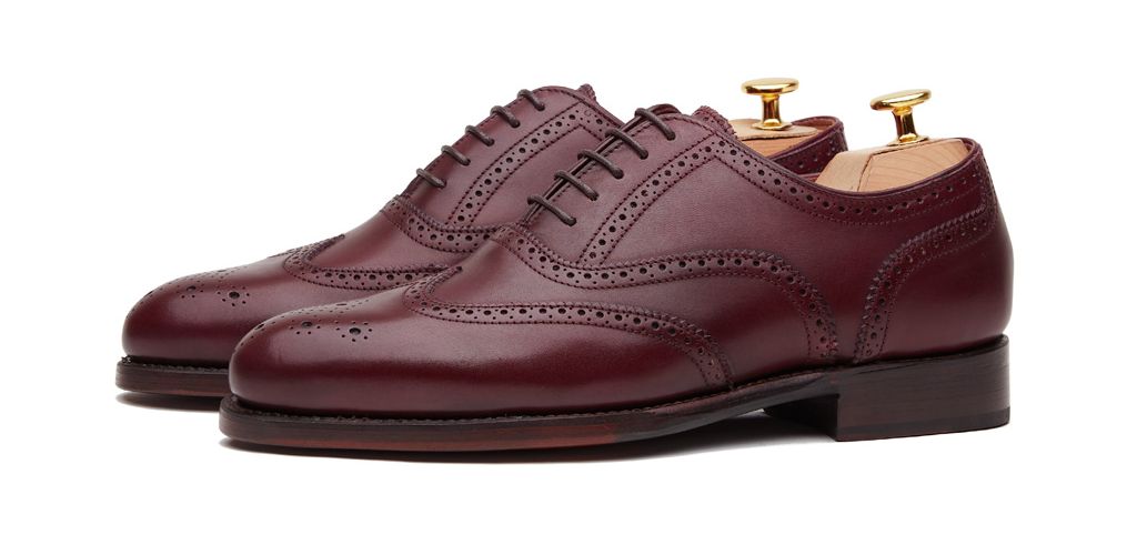Zapato burdeos para hombre, zapatos con estilo, zapatos de calidad, zapatos oxford burdeos para hombre, zapatos con color, zapatos elegantes, calzado cómodo, Oxford confortables 