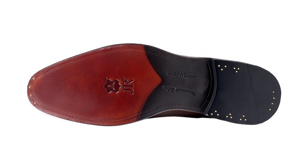 Our soles of the Premium Line soles are the best in the world, totally hides and with the possibility of resoled