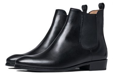 Chelsea boots in black leather, boots without laces, comfortable boots for women