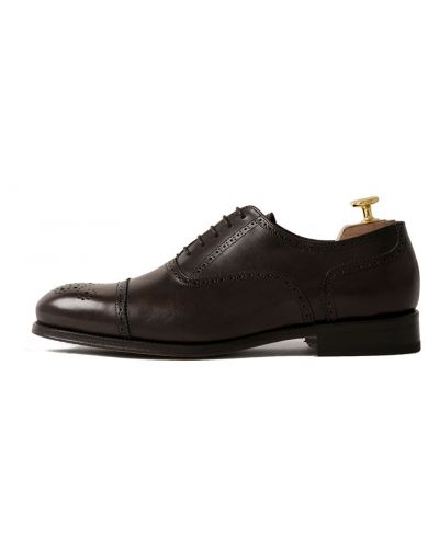 Sapatos intemporal, sapatos marrons, sapato Oxford, sapatos di homem full brogue