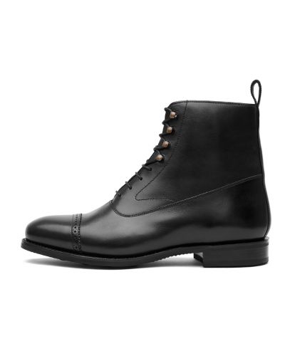 Botas casuales, botas elegantes, bota balmoral, bota negra, bota para hombres, zapato abotinado, zapato de caballero, botín negr