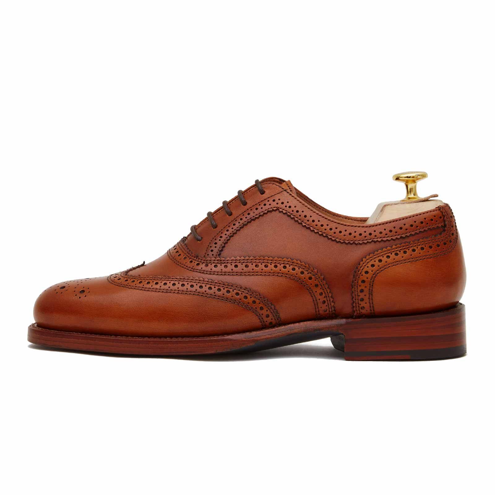 Unique English-Lasted Cedar Wood Shoe Trees for Men Specifically designed for British-made Classic Formal Shoes 