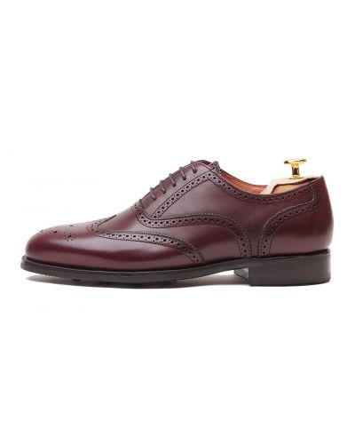 Burgundy shoes for men, shoes with style, good quality shoes, Oxford burgundy shoes for men, shoes with color, colorful shoes, elegant shoes, comfortable shoes, comfort in shoes