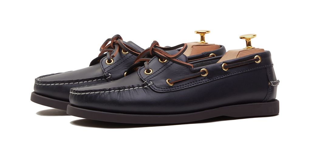 Scarpa driver marrone scuro. scarpa comoda per l'estate