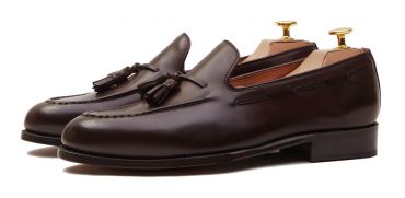 Black Oxford shoe for men, Plain Oxford shoe, shoe with english last, classic shoes, elegant shoes, dress shoes, dress shoes for weddings, wedding shoes for men
